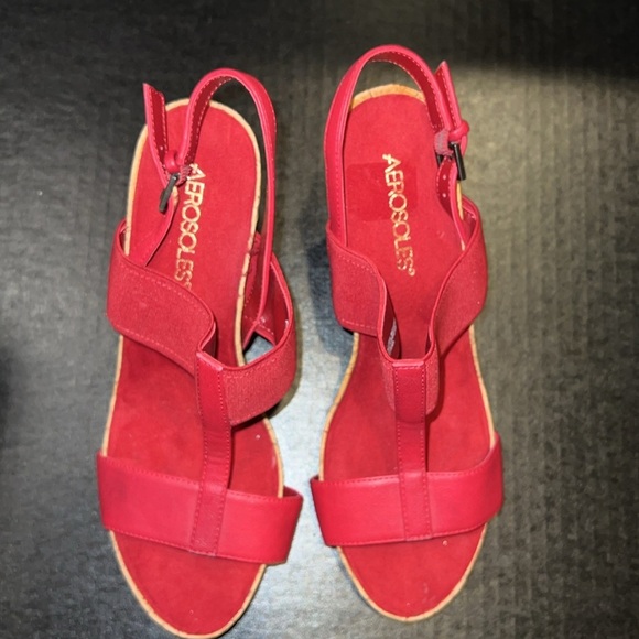 AEROSOLES Women's Deep Red Wedge Heel Sandal - Picture 3 of 7